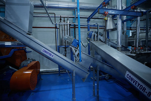 Salt spray chamber